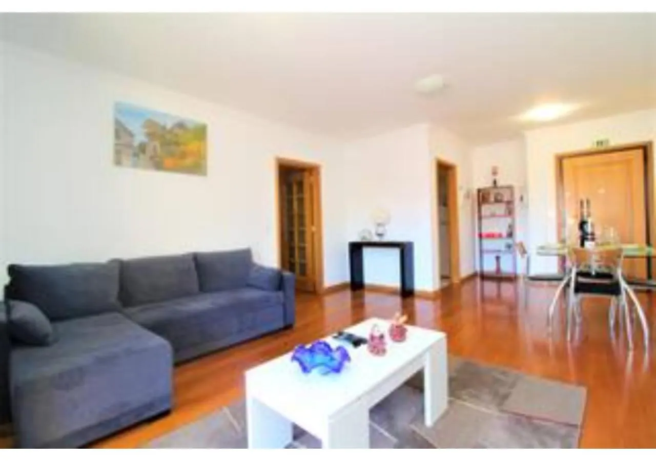 Yellow Apartment T1 Funchal